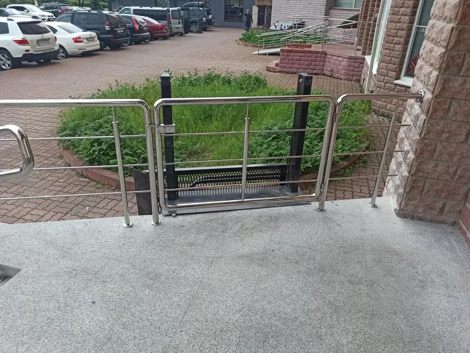 Перила з нержавійки, огородження балконів, поручні, перила для пандуса