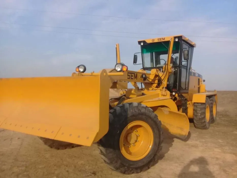 Автогрейдер