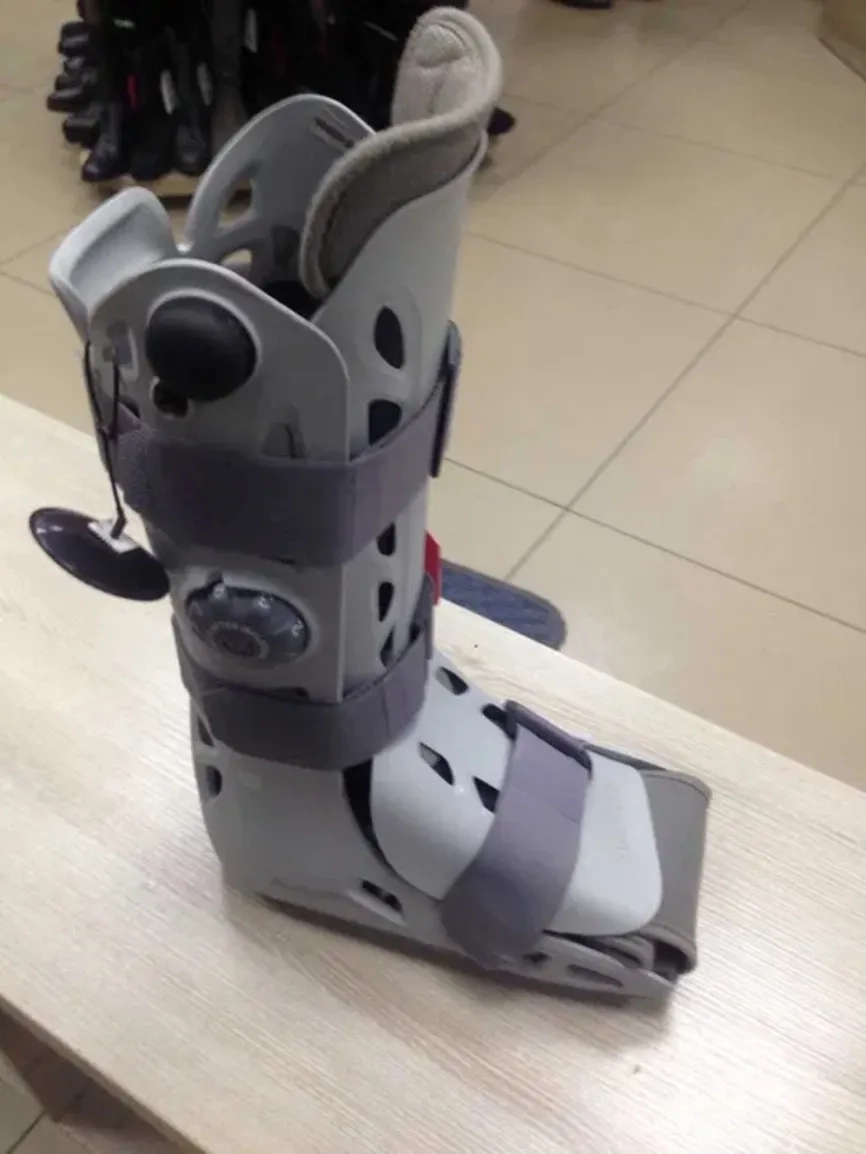 Ортез для підтримки рухових функцій при травмах і захворюваннях