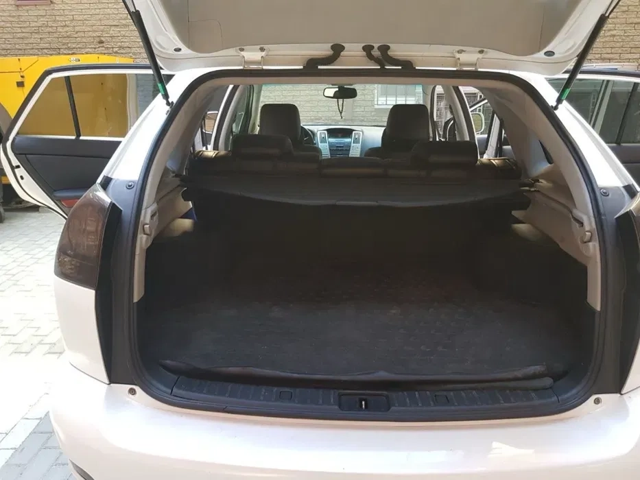 Авто lexus rx 300