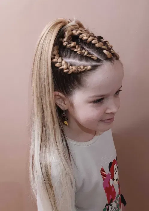 Зачіски, плетіння косичок