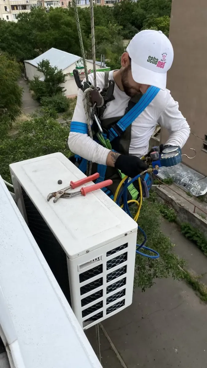 Монтаж і демонтаж на висоті