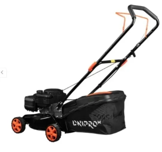 Газонокосарка бензинова Dnipro-M 40