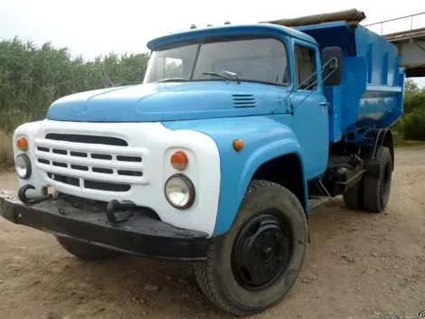 Перевезення, вивіз будсміття самоскид