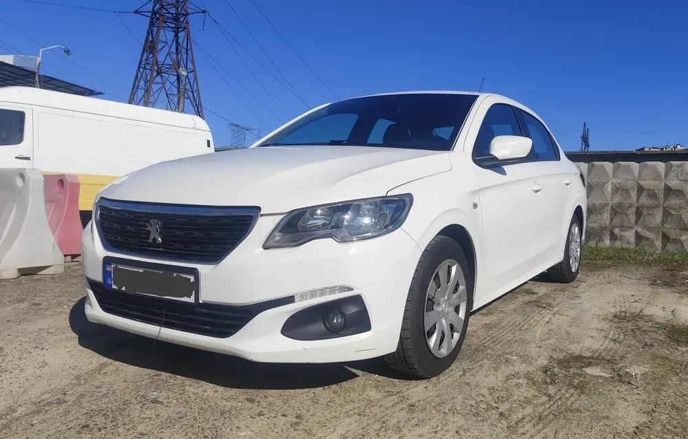 Peugeot 301 3500/тиждень