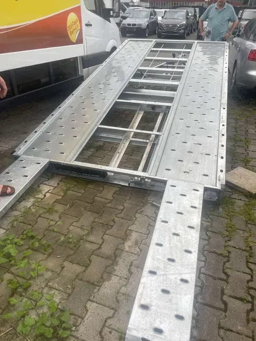 Лафети закордон та по Украіні