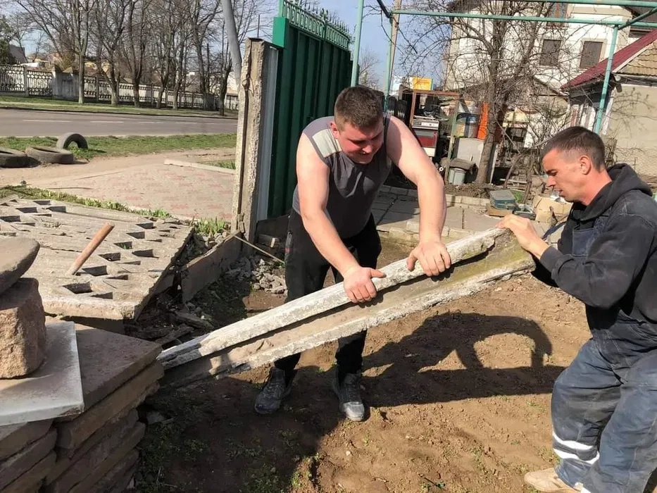 Демонтаж стін, плитки стяжки. Бетон. Заборов Будь-які демонтажні роботи