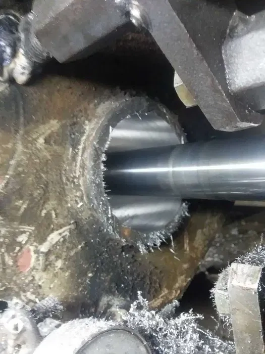 Реставрація отворів ковша (розточка, расточка, наплавка, завтулення)