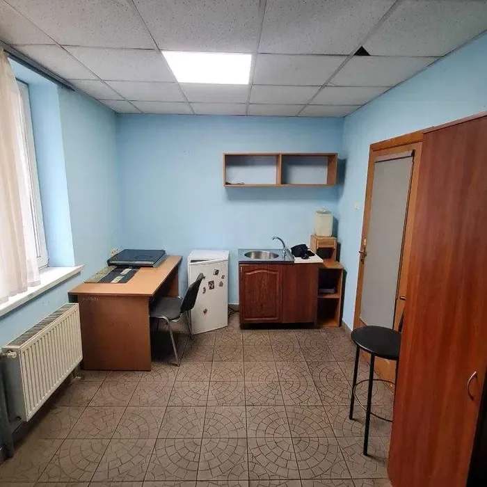 Комфортна окрема кімната в невеликому гуртожитку поруч з Турецьким городком