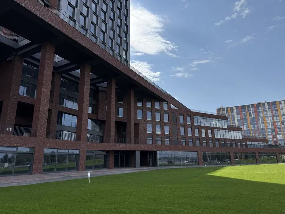 Паркінг ЖК Маяк, центр, Січеславська набережна