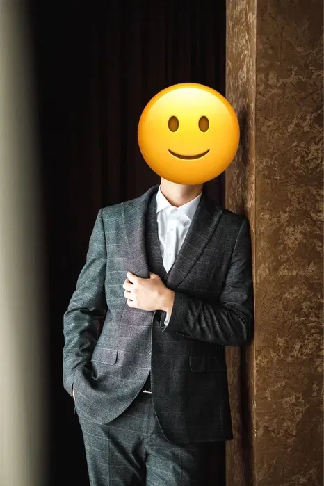 Весільний костюм