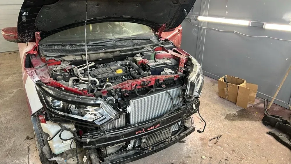 Кузовний ремонт, рихтування авто на стапелі !Фарбування авто