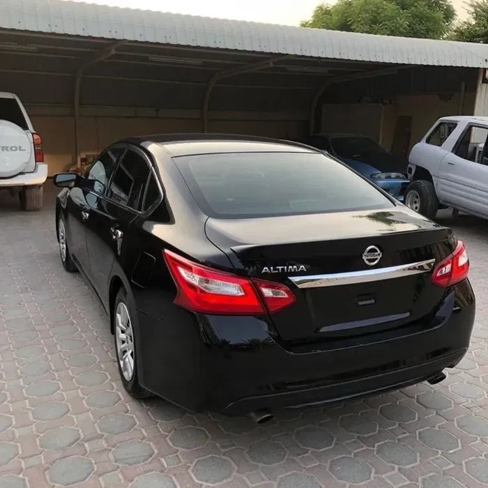 Авто Nissan Altima