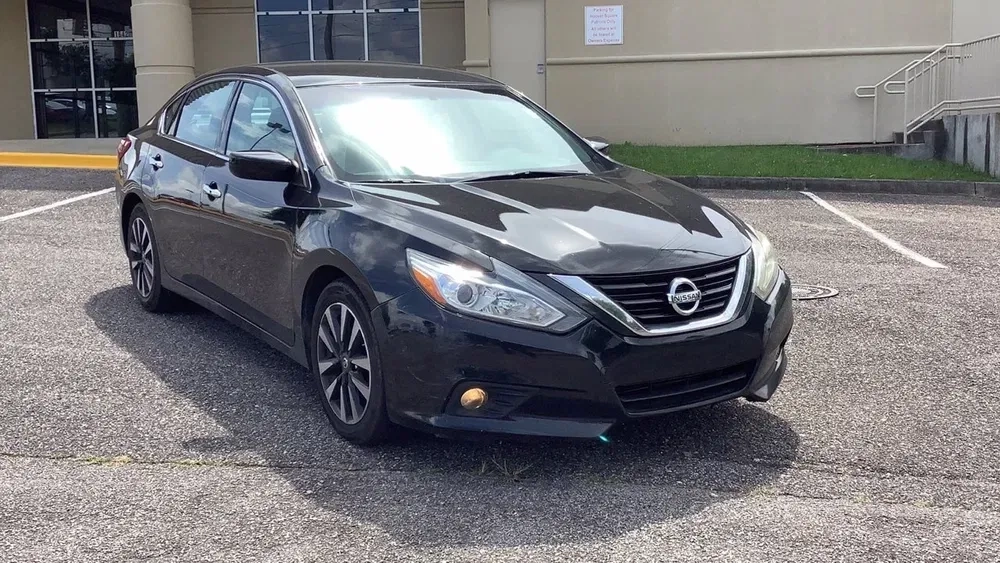 Авто Nissan Altima