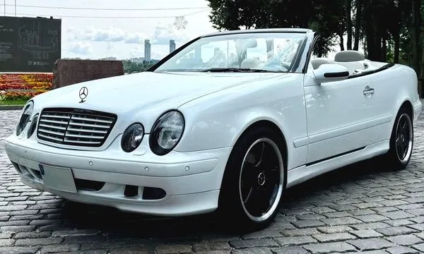 113 Кабріолет Mercedes W208 clk білий на весілля Київ