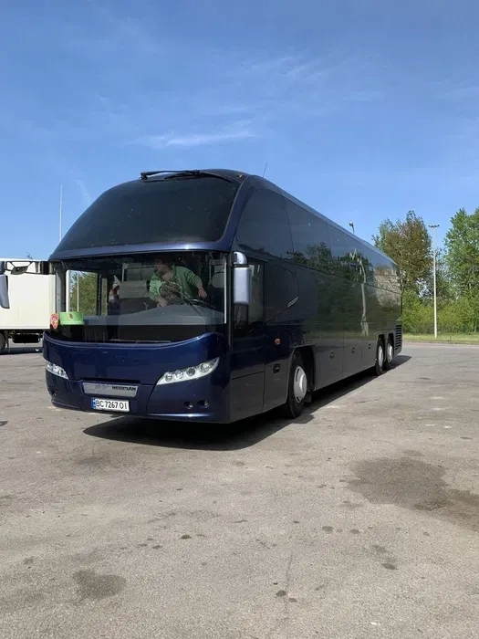 Пасажирські перевезення по Україні та європі від 6 до 88 місць