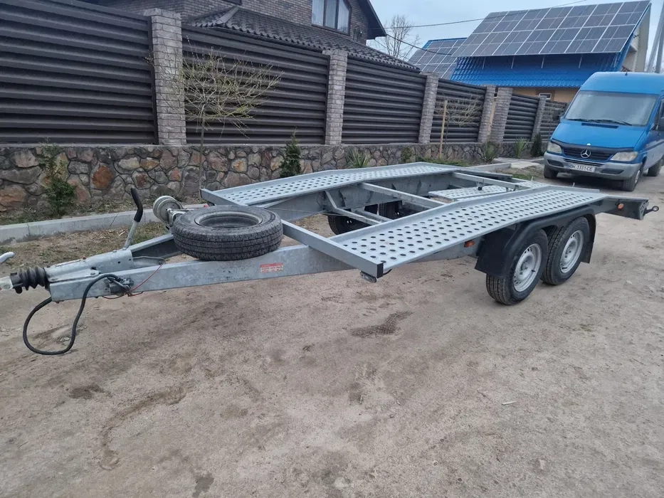 Лафети подобово