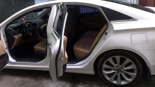 165 Hyundai Sonata біла авто на весілля