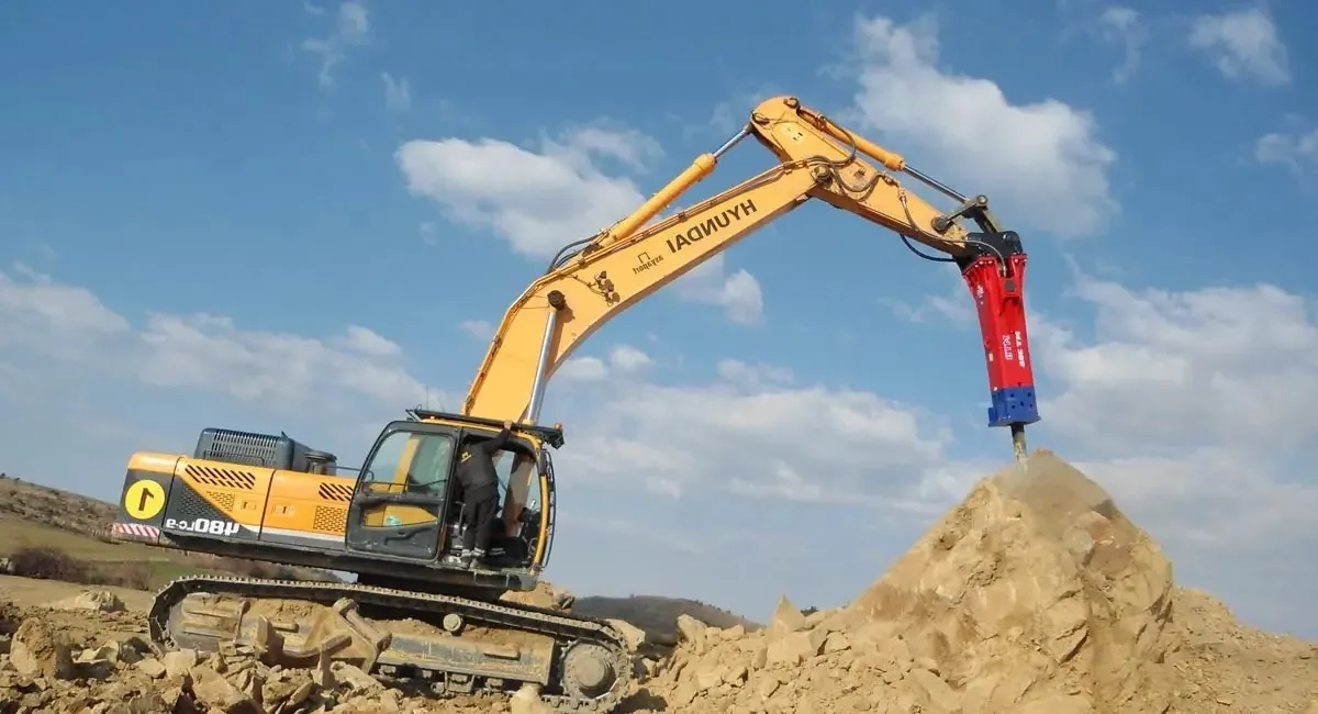 Потужний гідромолот для складних робіт