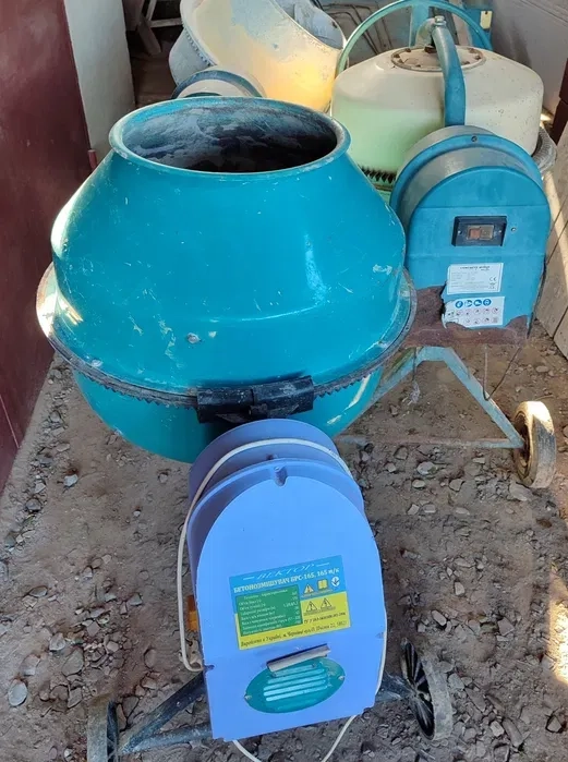 Бетонозмішувач подобово