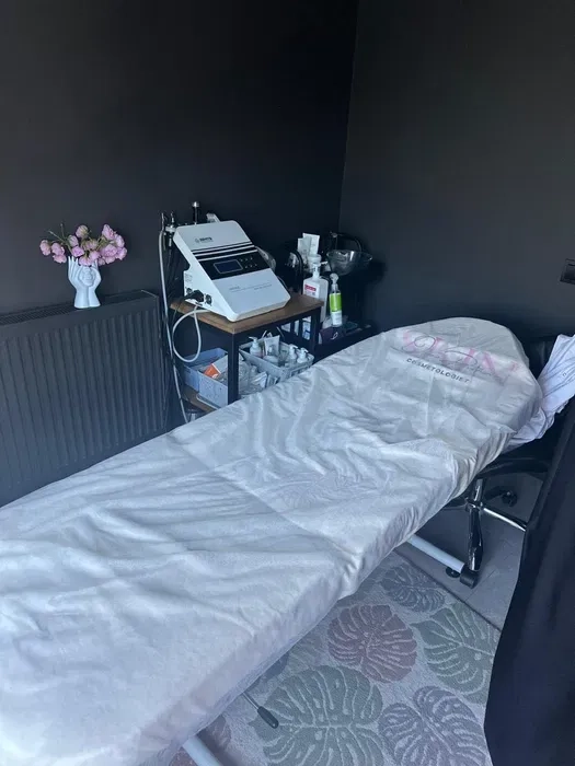 Пропонується кабінет для косметолога або лешмейкера!