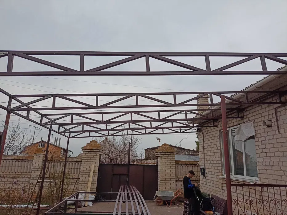 Зварювальні роботи, зварювальник, сходи, навіси, веранди, гаражі, альтанки