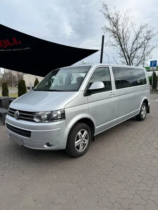 Volkswagen Caravelle 2015