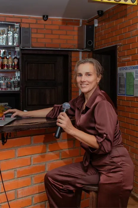 Ведуча+Dj, Тамада, Співачка - 7900