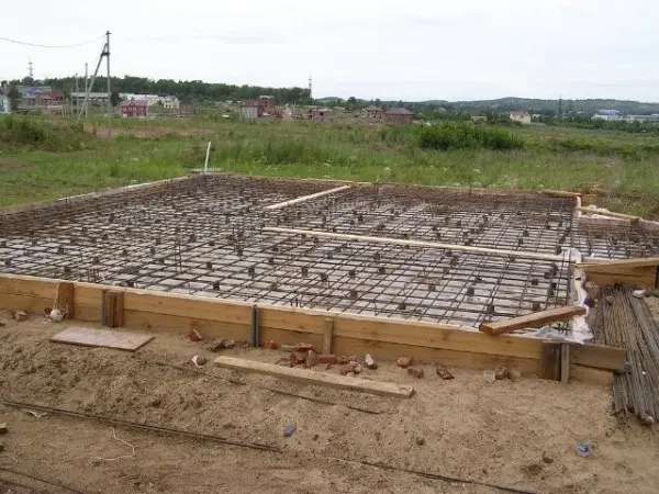 Опалубка для монолітних залізобетонних конструкцій