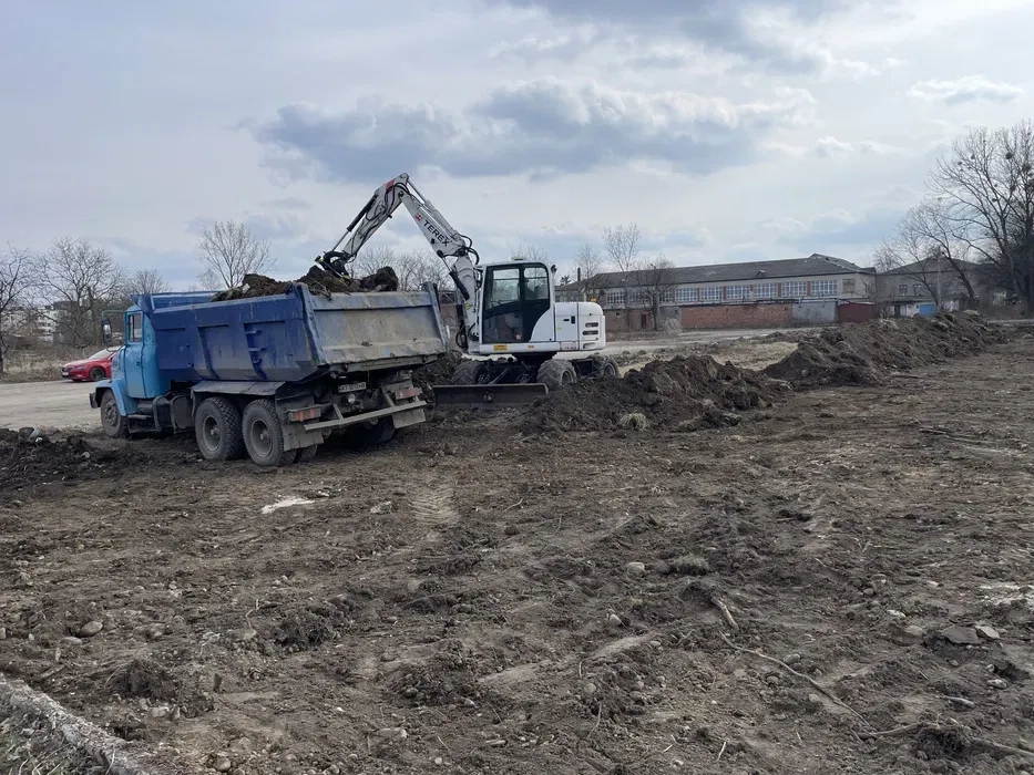 Колісний екскаватор