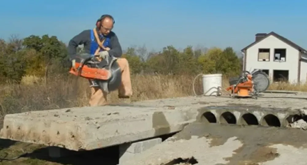 Алмазна різка бетону, проємівна, двері, гаражі, вікна, демонтаж бетонох конструкцій.