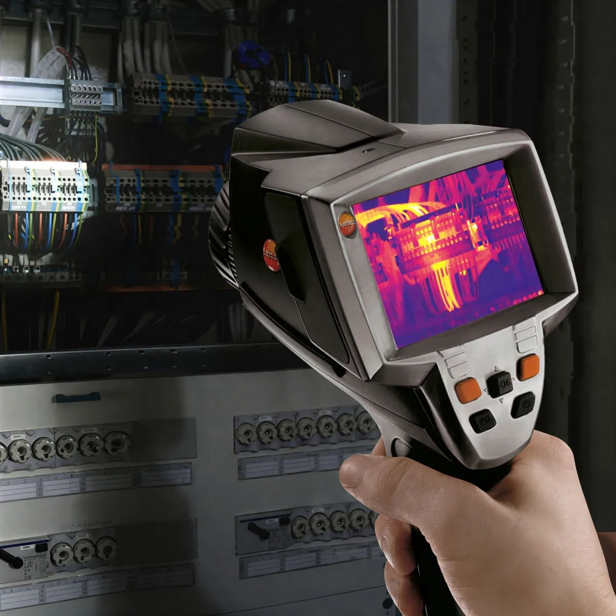 Професійний тепловізор Testo 882 — Висока точність 320x240