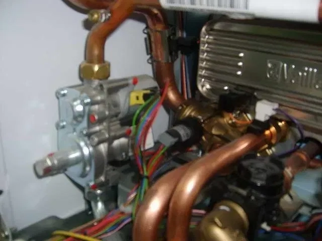 Ремонт котлів, бойлерів, конвекторів, Стрий. Підбір запчастин.