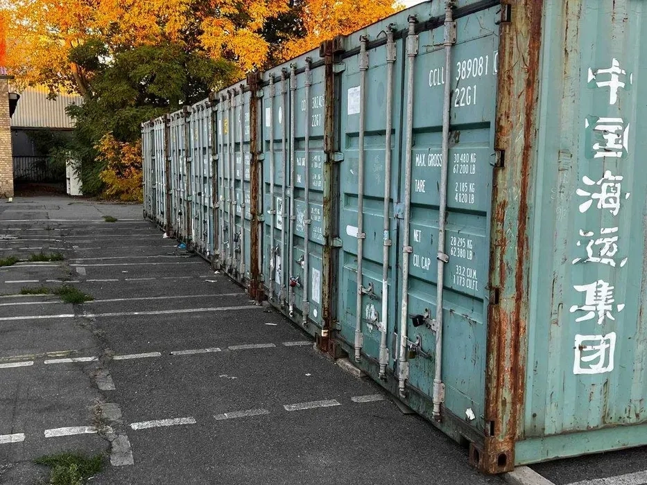 Сухий та чистий склад