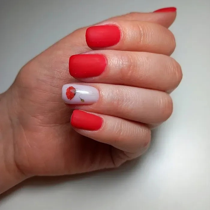 Манікюр Педикюр Дніпро.Лівий берег.Працюю з відключеннями світла