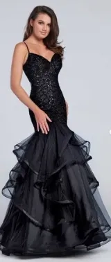 Сукня на фотосесію вечірку. Дуже шикарна