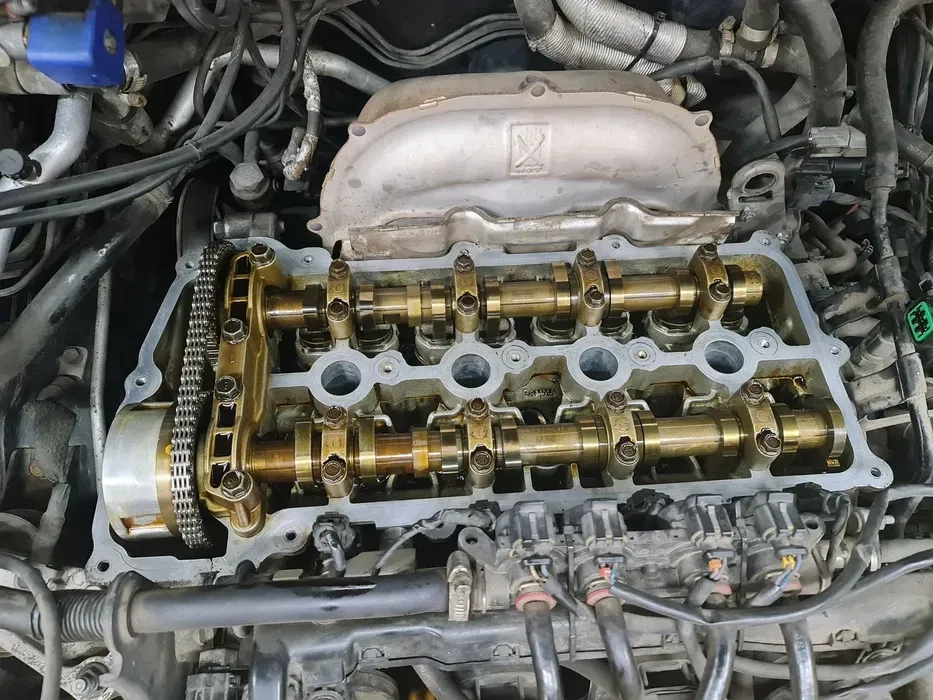 Регулювання клапанів, шліфування склянок.