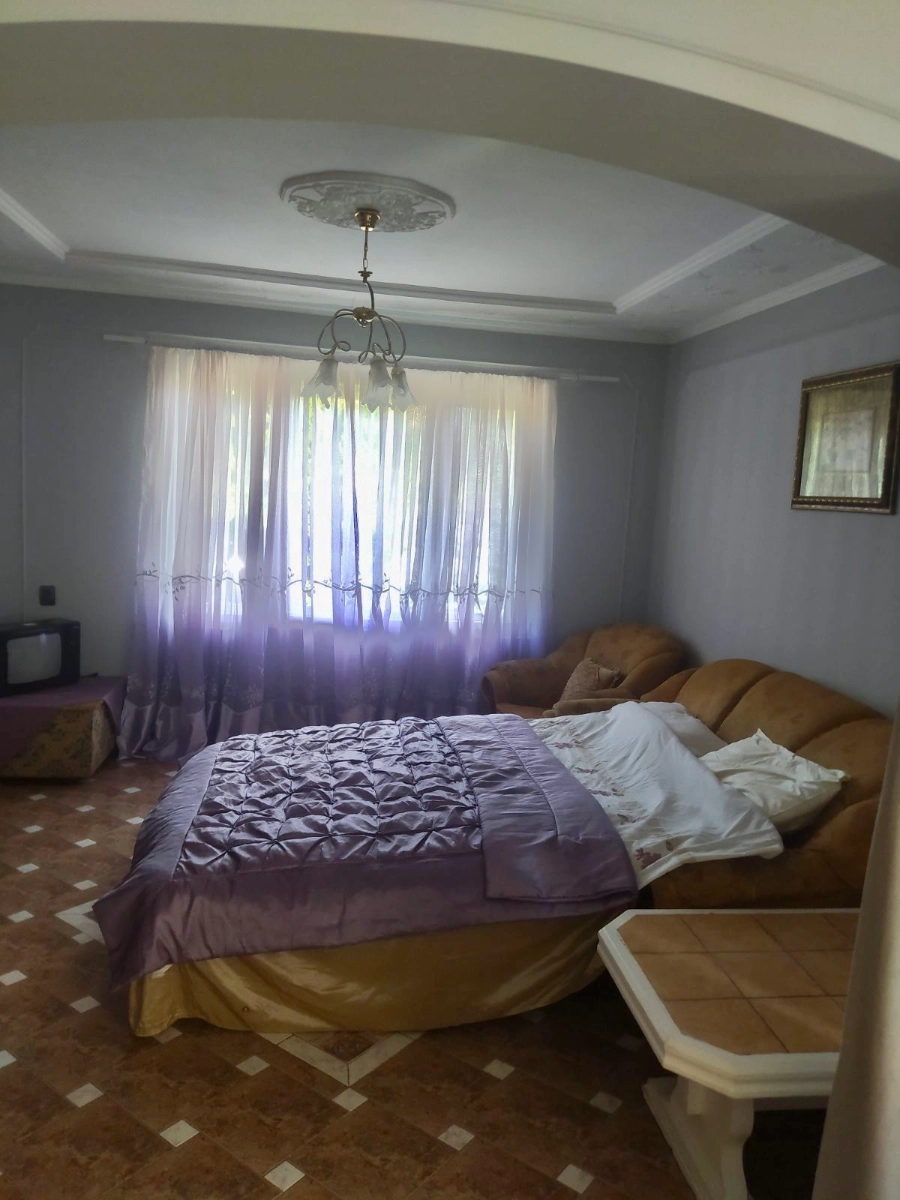 2 поверховий будинок