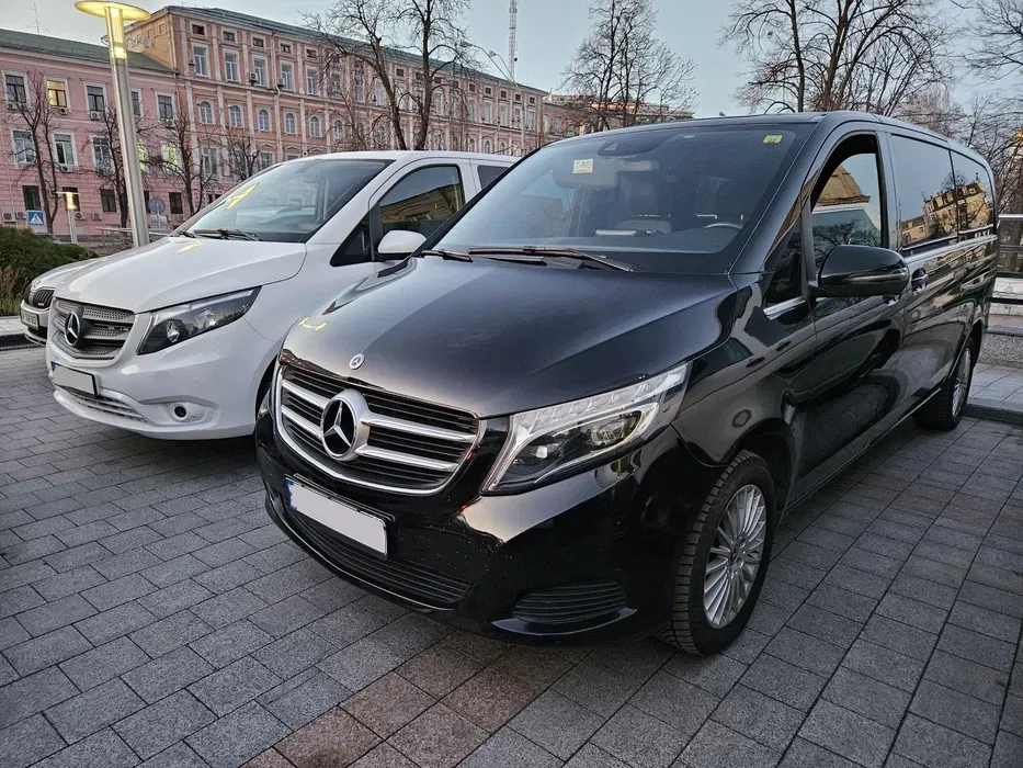 Замовлення мікроавтобусів та мінівенів в Києві по Україні та за кордон