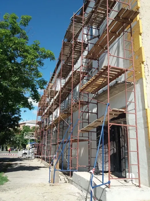 Монтаж будівельних риштувань. Сборка лесов. Строительные леса