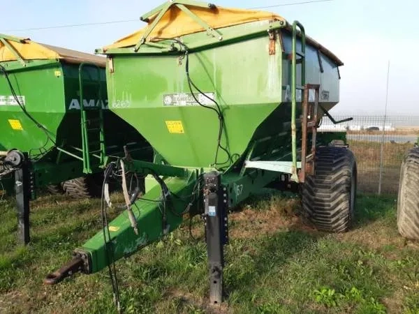 Розкидача мінеральних добрив AMAZONE (агрегат напівпричіпний FR)