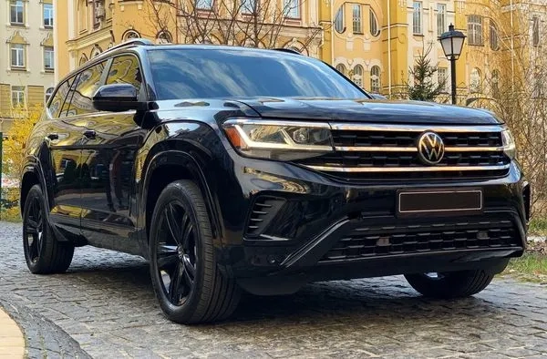 201 Джип Volkswagen Atlas для трансферу в Європу Варшава Краків Кишинів
