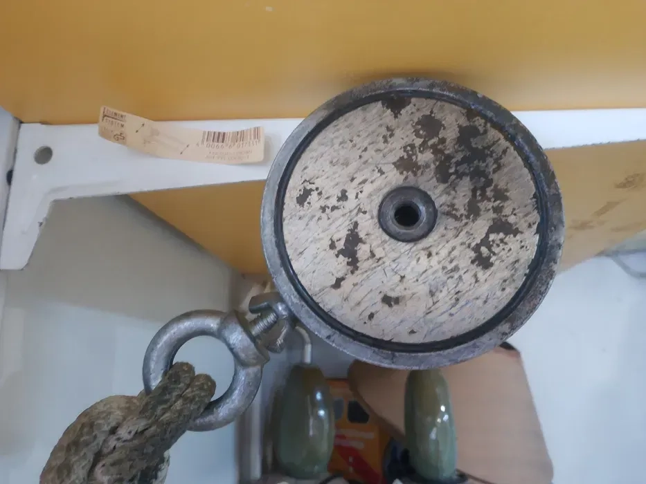 Двосторонній неодимовий магніт Тріон