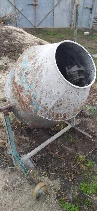 Бетонозмішувач. Великий об'єм. Доставка.