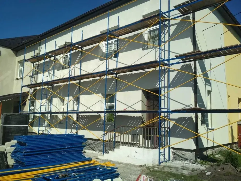 Фасадне риштування, Вишка тура