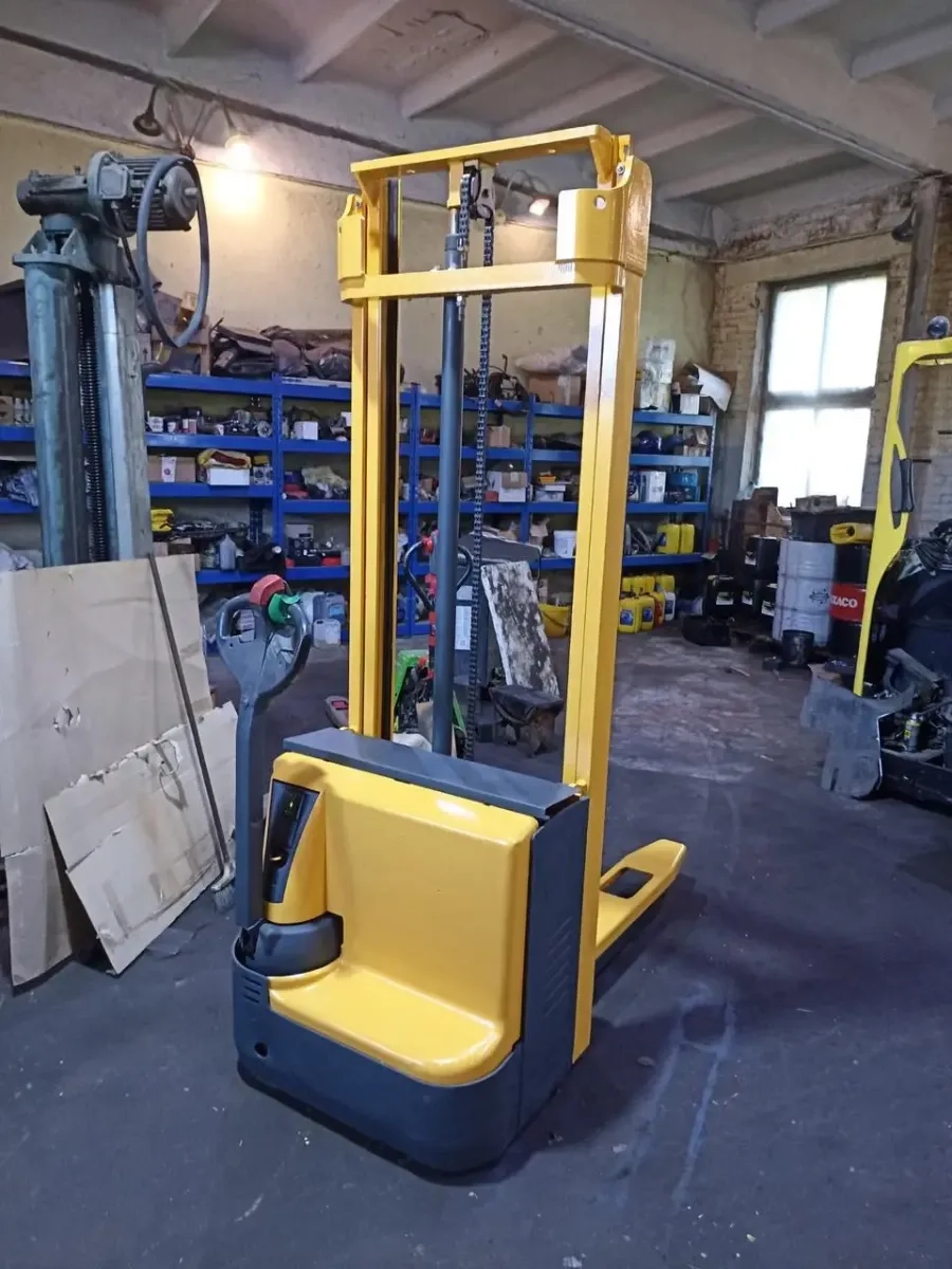 Професійний Електроштабелер Jungheinrich EJC110