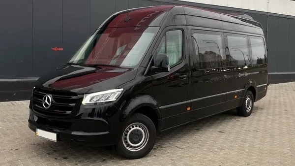425 Мікроавтобус на весілля Mercedes Sprinter 8 місць з водієм