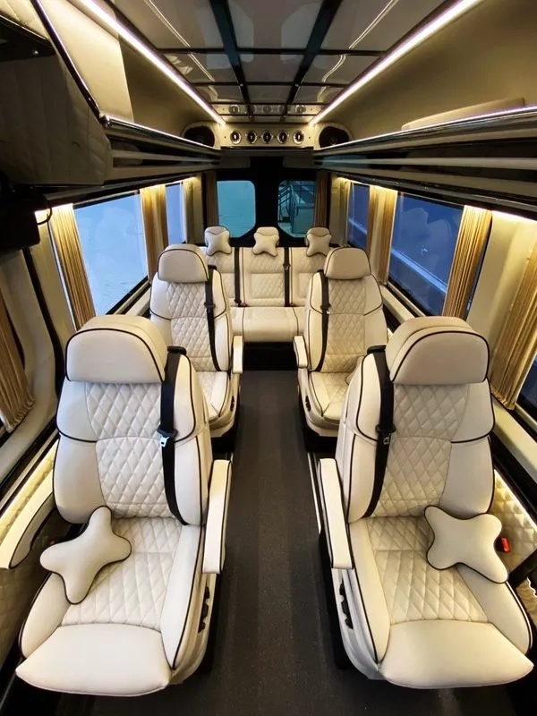 425 Мікроавтобус на весілля Mercedes Sprinter 8 місць з водієм