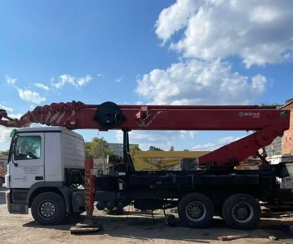 АВТОВИШКА ТЕЛЕСКОПІЧНА АПТ 45м