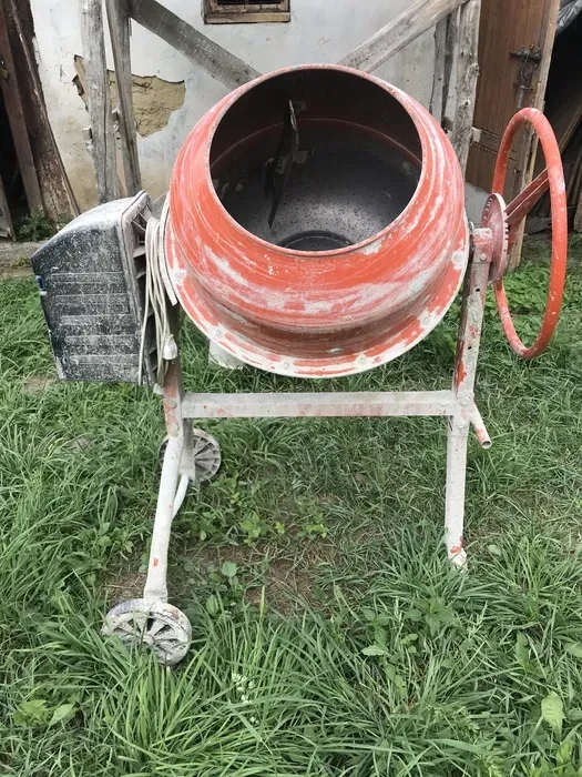 Бетономішалка Vitals гравітаційного типу на 125 літрів